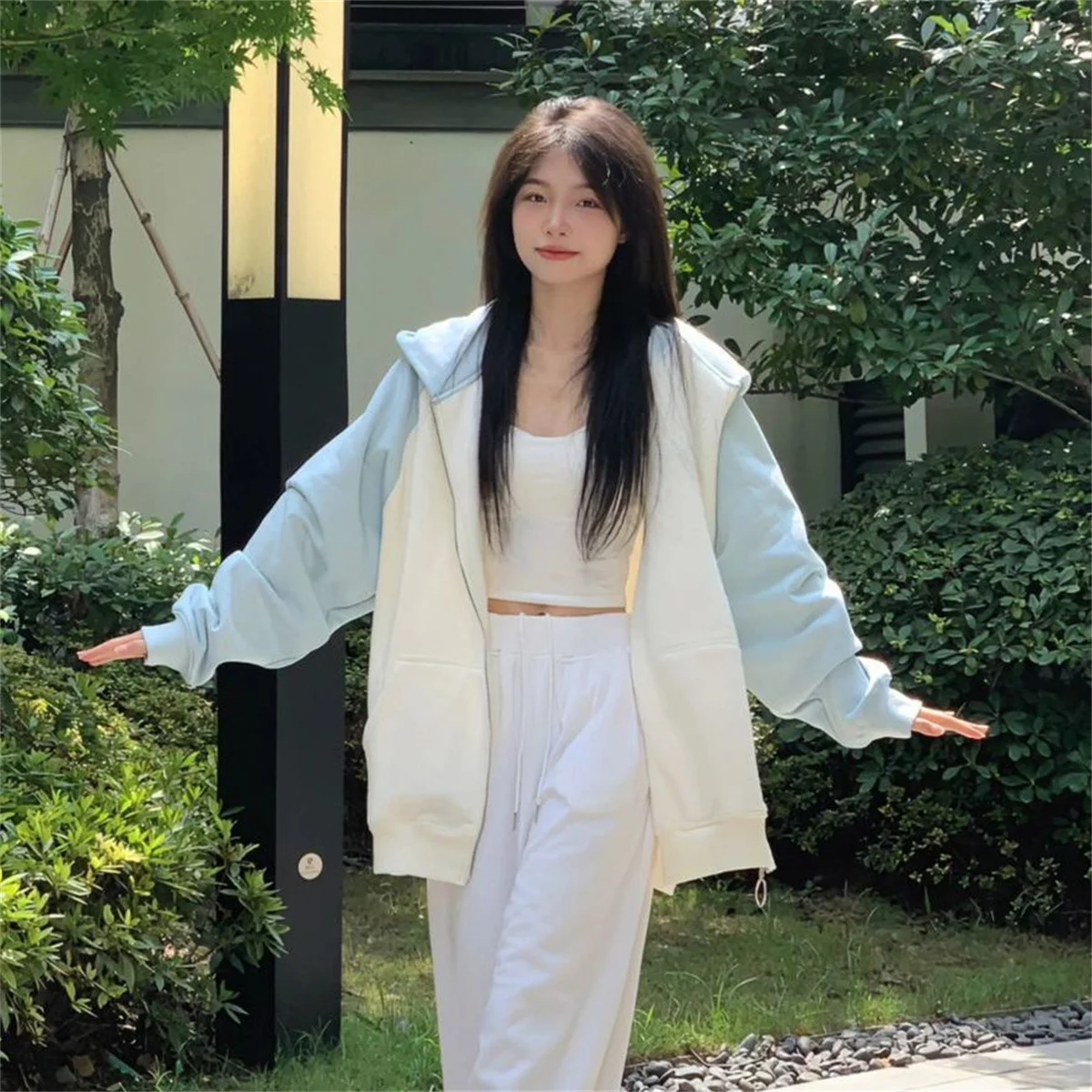 2025 Nuova felpa con cappuccio con cerniera stile Dopamine Academy Collezione di travestimento primaverile e autunnale Tendenze della moda casual Versatile