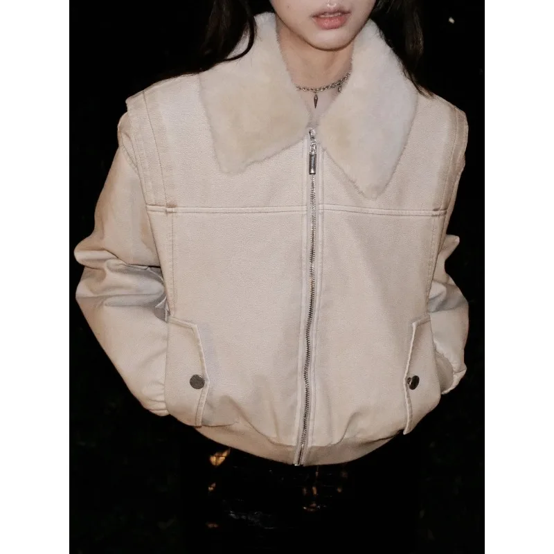2025 New Style Versatile Wash-Faded Slim Fit Short Jacket with Fur Collar and Metal Zipper, Cotton Jacket for Fashionable Girls