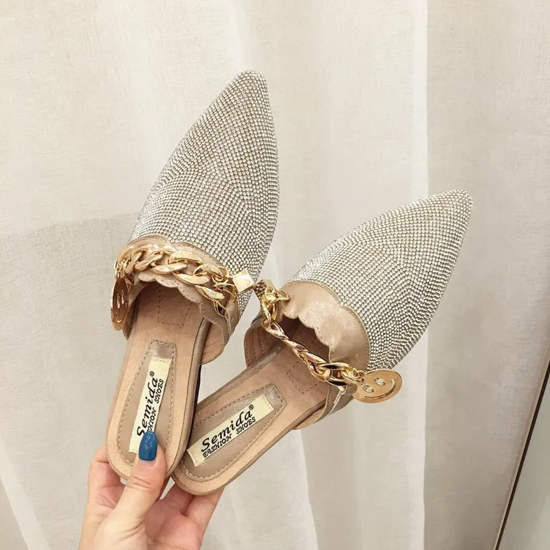 

Women Rhinestone Mules Luxury Flats Fashion Metal Chain Shoes Summer Slippers Pointed Shiny Bling Slip on Casual Ladies Sandals