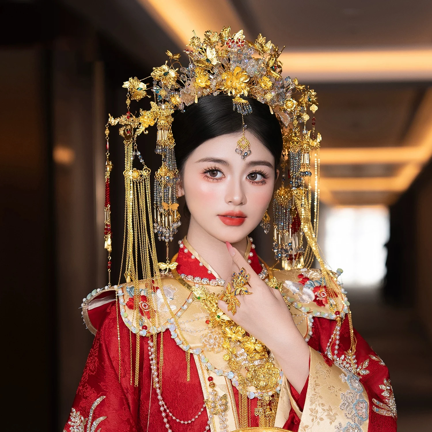 

Ретро Hanfu Корона Феникса Искусственный Кристалл Высококачественный Древний Костюм Головной Убор Традиционный Китайский Аксессуар Для Невесты Xiuhe