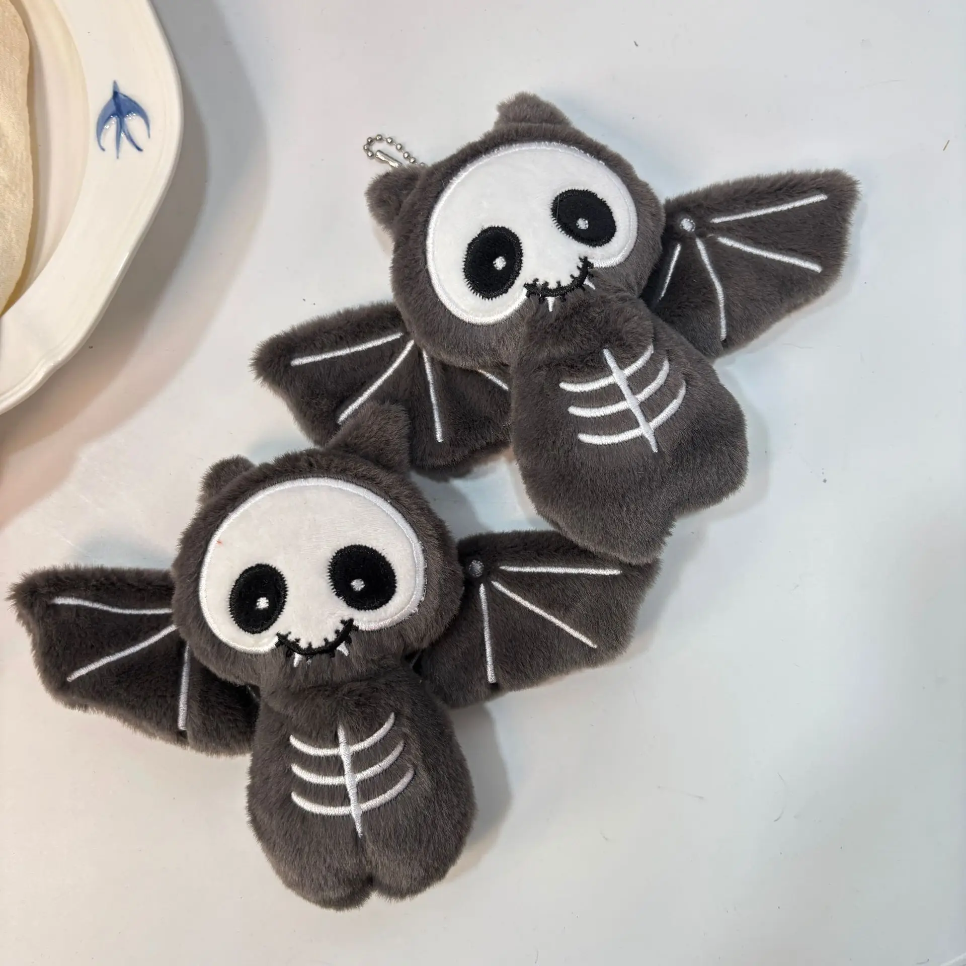 Halloween Cartoon Bat Plush Doll Toy Lifelike Devil Black Bat Cute Plush Toys Creative Doll Bag Hanging Keychain Holiday Gift