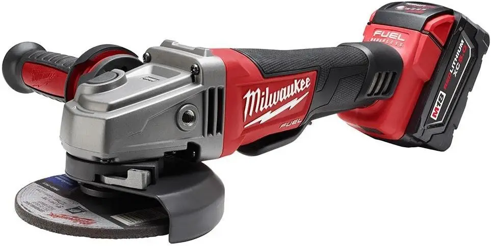 Milwaukee 2896-26 M18 Fuel 18-Volt Lithium-Ion Brushless Cordless Combo Kit (6-Tool) with (2) 5.0 Ah Batteries, (1) Charger,