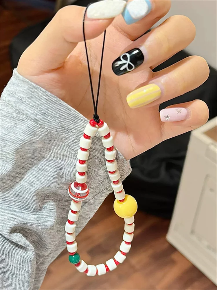 New Y2K Cute Two-color Beaded Mobile Phone Lanyard Short Phone Strap Style Phone Earphones Backpack Camera Lanyard Holiday Gift