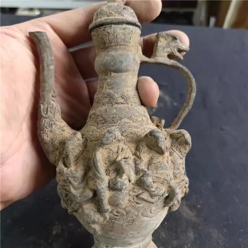 Chinese Copper, Be unearthed Collection Old Bronze Flagon Eight Immortals Statue