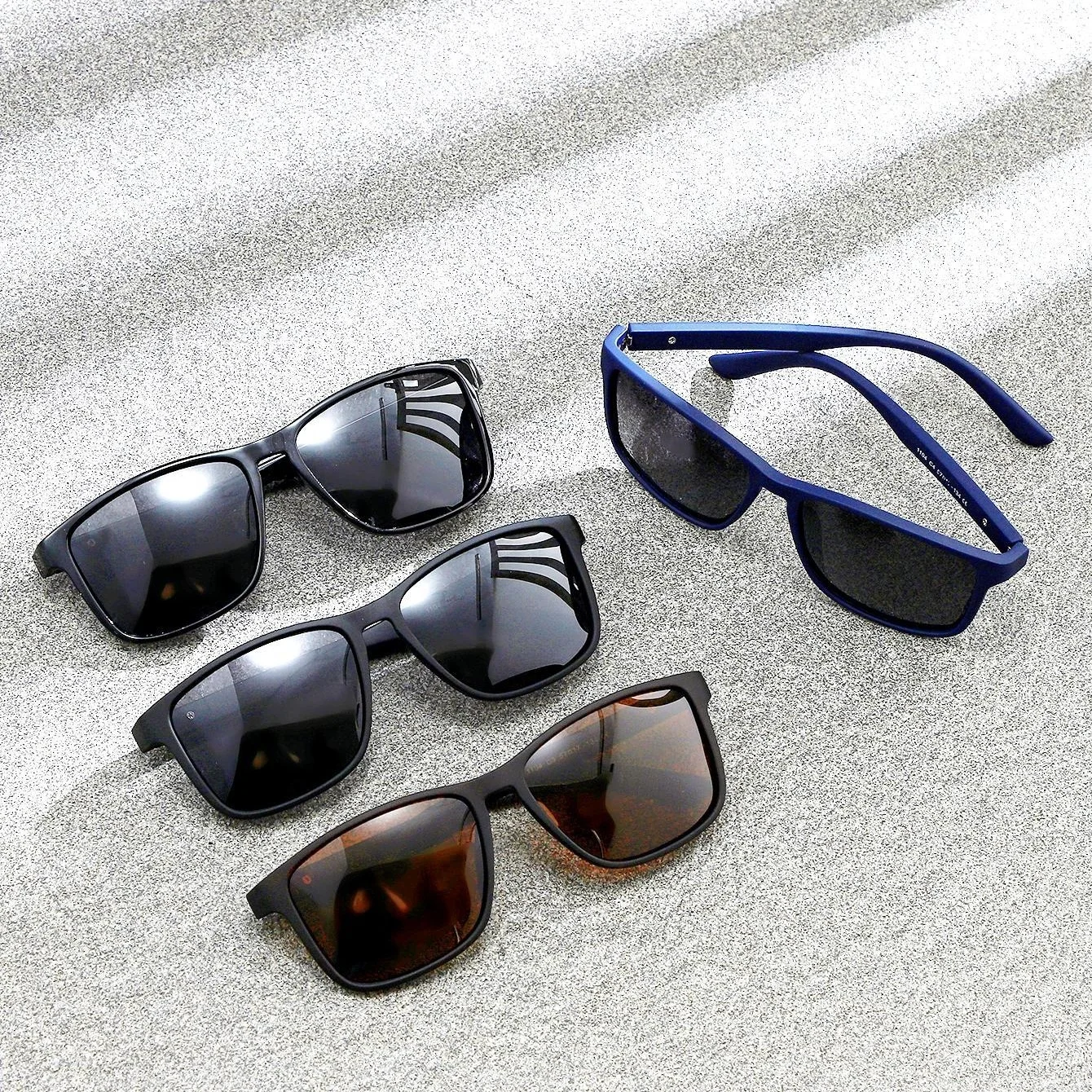 CHALK Polarized Men's Sunglass - Vintage Fashion Runway ulasan dan harga