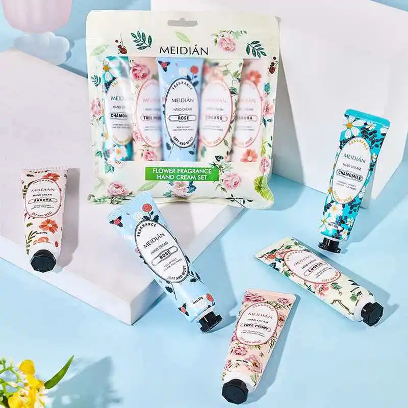 Fünfteiliges, fruchtig duftendes Handcreme-Set zur Feuchtigkeitspflege und langanhaltenden Duftbewahrung. Handpflegemaske Creme