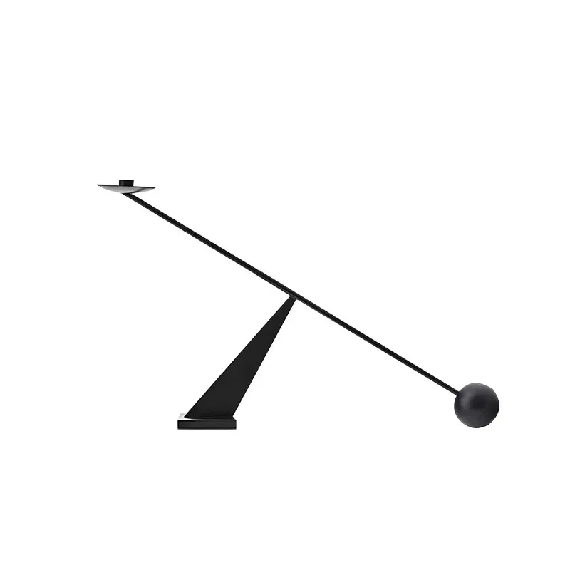 Modern Metal Candlestick High-end Housewarming Decor Romantic Dinner Candle Holder Restaurant Desktop Art Ornament view 5