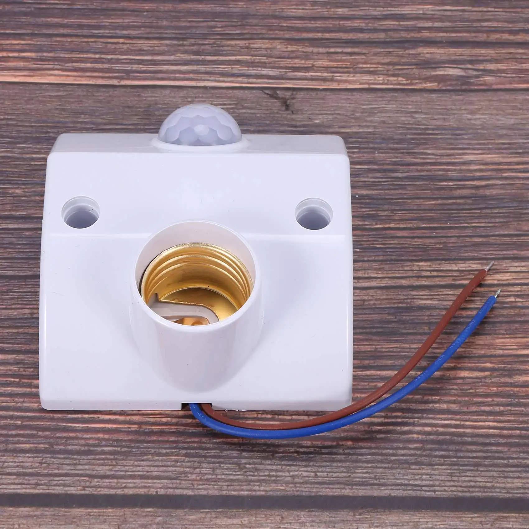 B02C-2X Base Socket IR Lamp Bulb Movement Detector