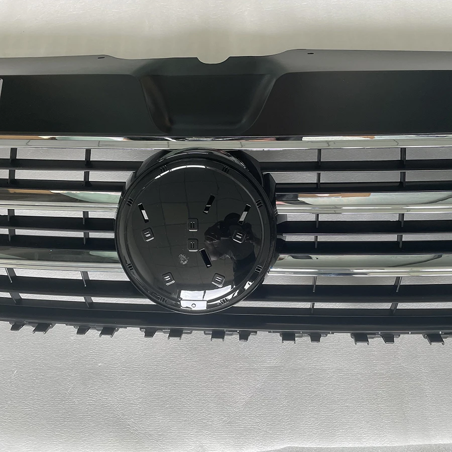 Front Bumper Racing Grill Upper Radiator Cover Grille for VW Multivan T6 2016-2019 7E5 853 651C/653C Auto Car Accessories