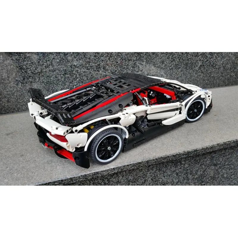 Classic Supercar Assembly Building Block, MOC-2695, Modelo de carro, 2575 Peças, Adulto e Crianças Aniversário Custom Toy Gift, Branco