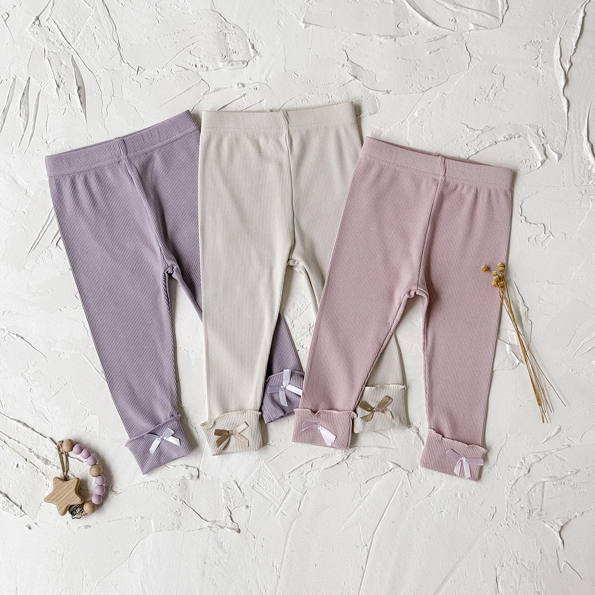 

Весенне-осенние новые однотонные ребристые эластичные леггинсы с эластичной резинкой на талии для похудения, украшенные бабочкой и бантом, узкие леггинсы для маленьких девочек