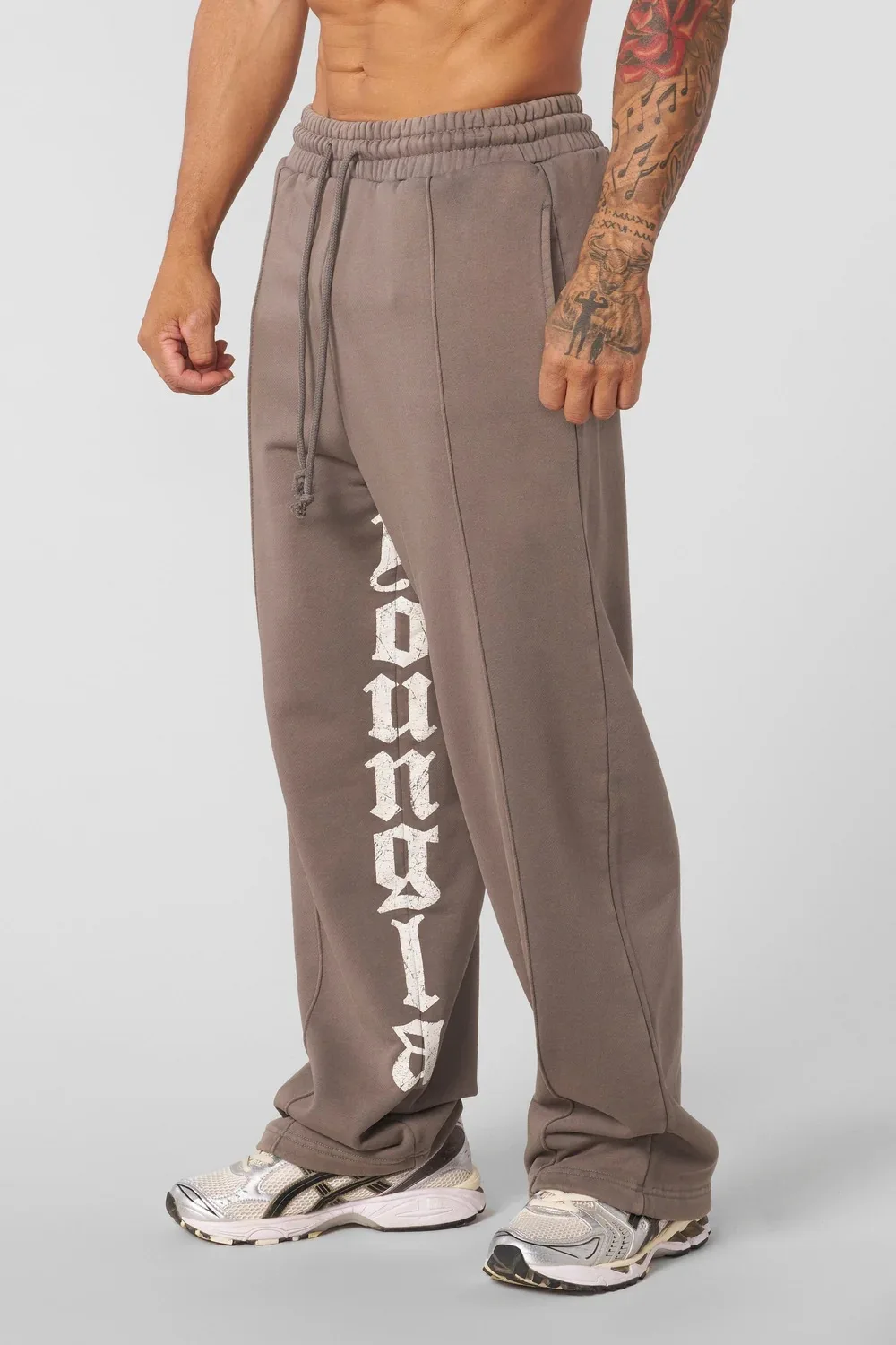 2025 سراويل رياضية عصرية للشباب أمريكية تعاونية أنيمي ركض قطن تيري طباعة سراويل تقليدية واسعة الساق سراويل الهيب هوب للشارع #5