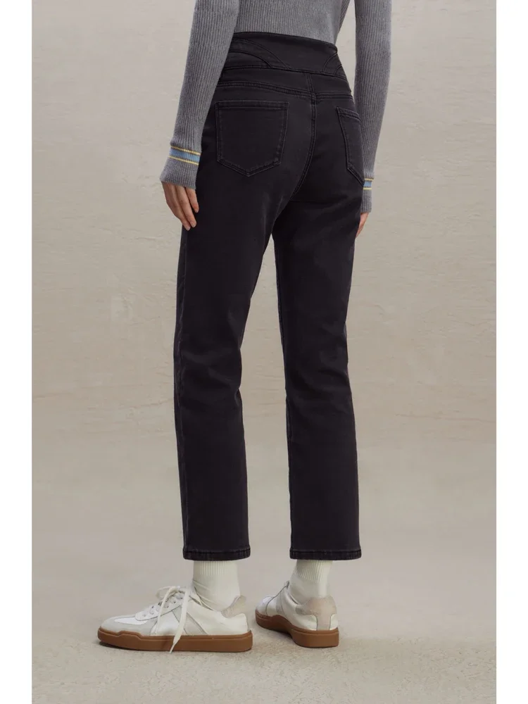 Imagem -02 - Ziqiao Casual Preto Estreito Reto Lápis Jeans para Mulher 2023 Outono e Inverno Novo Estilo Emagrecimento Calças de Nove Pontos Feminino