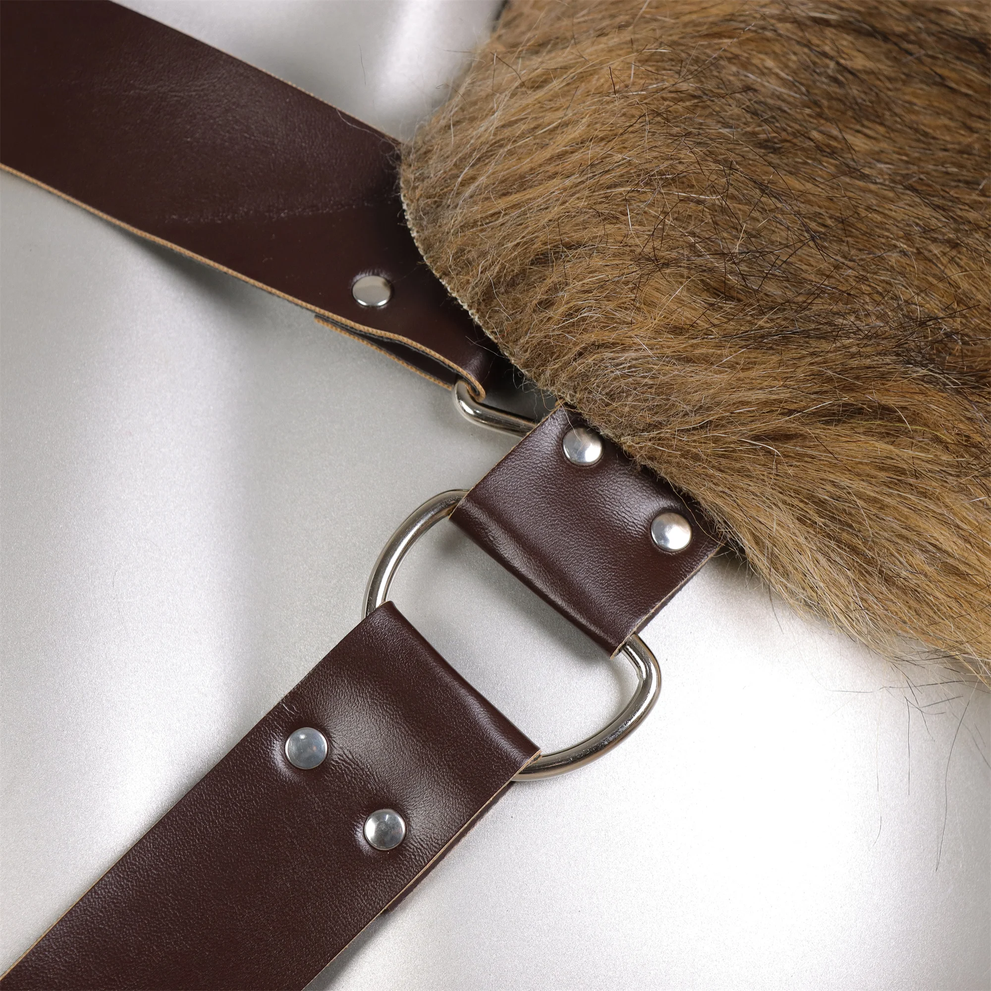 Mittelalterliche Ritter-Schulterrüstung aus PU-Leder Krieger-Schulterpanzer Cosplay-Zubehör Bühnenrequisiten – Detail 7