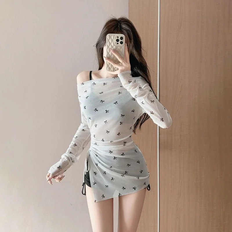 3 قطعة/المجموعة 2025 الصيف بيكيني ملابس السباحة للنساء مثير بيكيني طويلة الأكمام الشمس واقية أعلى القوس ملابس الشاطئ عطلة زي