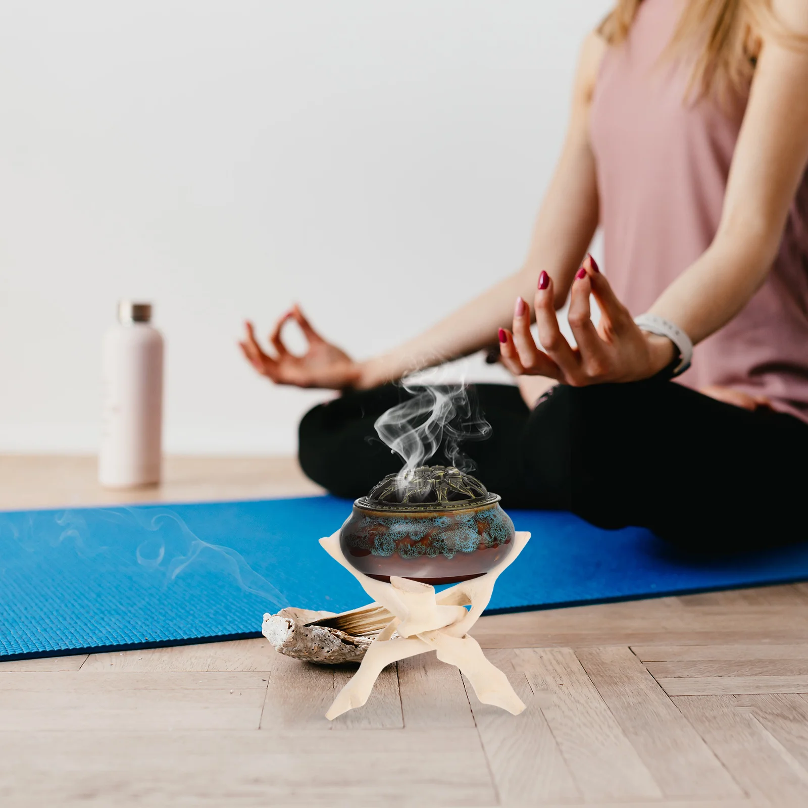 

Wooden Tripod Display Stand for Sage Burning Abalone Shell Incense Holder Crystal Ball Bowl Jewelry Dish Home Decoration Rack