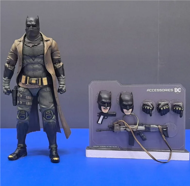 

Custom Toy Fondjoy 1/9 Knightmare Batman Figure Nightmare Desert Batman Figures Zack Snyder'S Comics The Dark Knight Batman