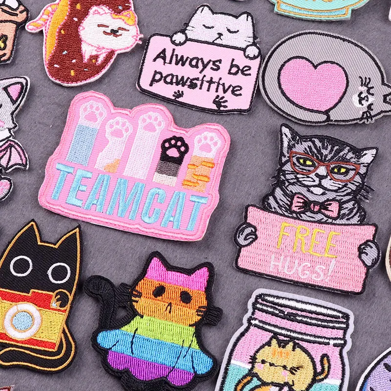 

Iron On Patch Cute Cat Embroidered Patches For Clothing DIY Cartoon Stripes Clothing Thermo Adhesive Patches Badges On Backpack