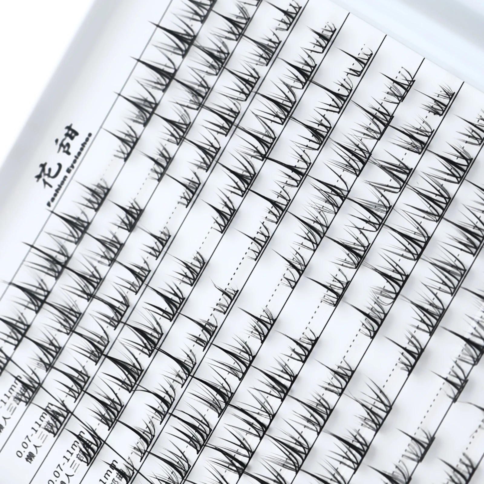 Wimpernbüschel Natürliche Dicke Einzelwimpern 11-13mm Gemischte Längen DIY Wimpernverlängerung für Zuhause Weich & Leicht – Detail 3
