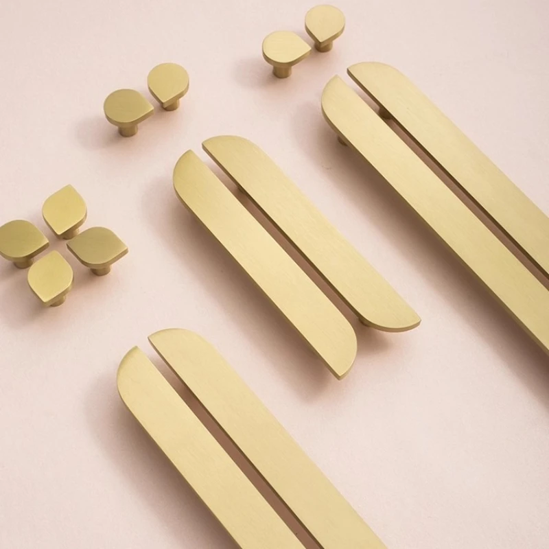 Creative Handles for Furniture Gold Light Luxury Kitchen Wardrobe Pulls Simple Solid Brass Cabinet Handle Cupboard Door Knobs
