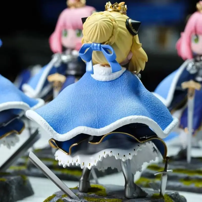 Figurine de dessin animé Fate Stay Night Saber, modèle à collectionner, Version Q, jouets Kawaii pour enfants, cadeau Surprise, décoration de salle, ornements