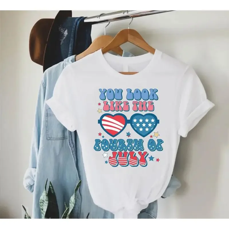 

Забавная футболка 4 июля. Вы выглядит как четвертое День независимости. Мемориал патриотической Америки. Флаг США.