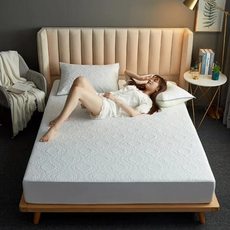 Class A antibacterial padded waterproof mattress urine-proof mattress non-slip cover mattress protective cover