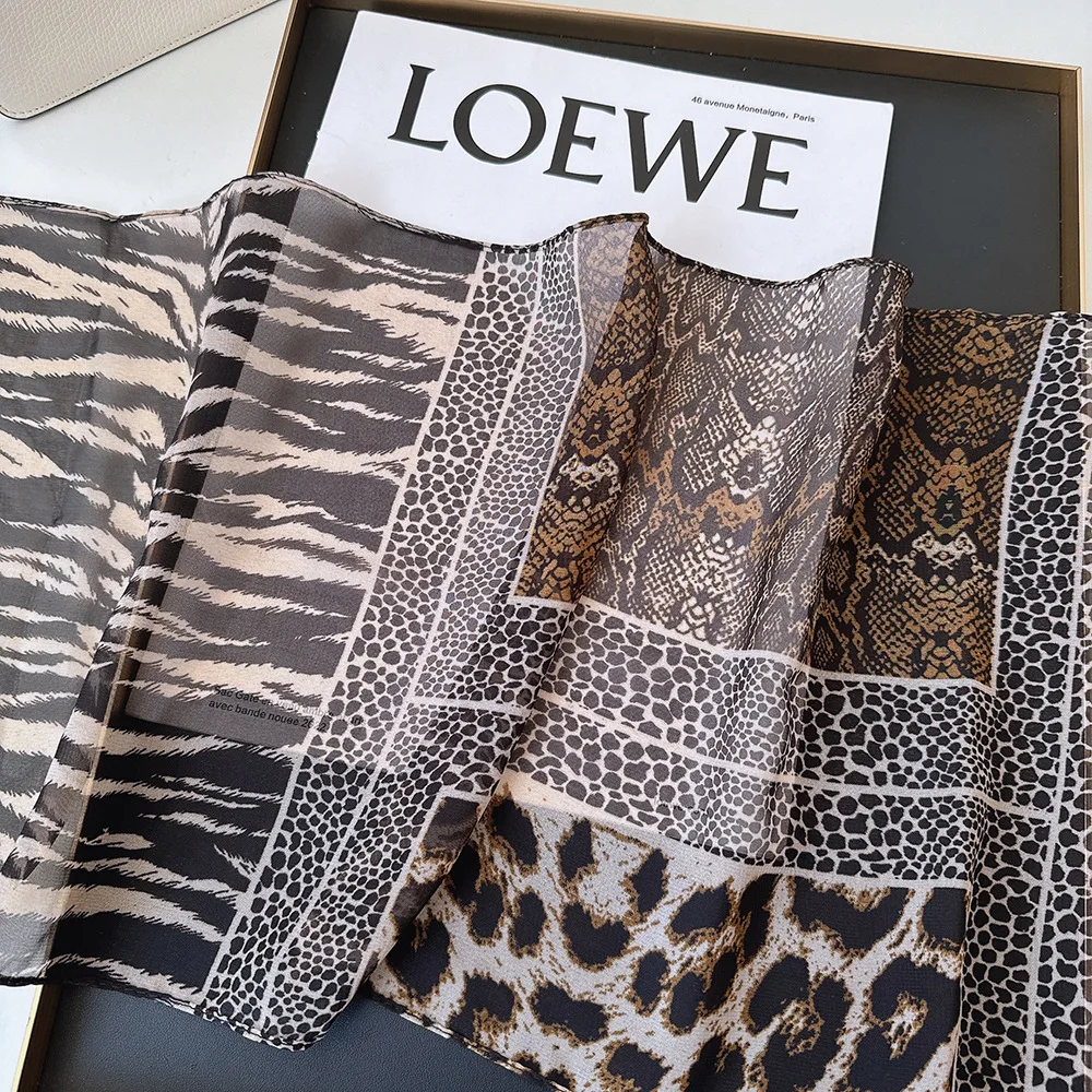 ليوبارد صغير طويل وشاح حريري المرأة الشيفون حزام شتاء دافئ يندبروف Y2k غير النظامية وشاح النفايات العالم الشرير لحزب ملهى ليلي