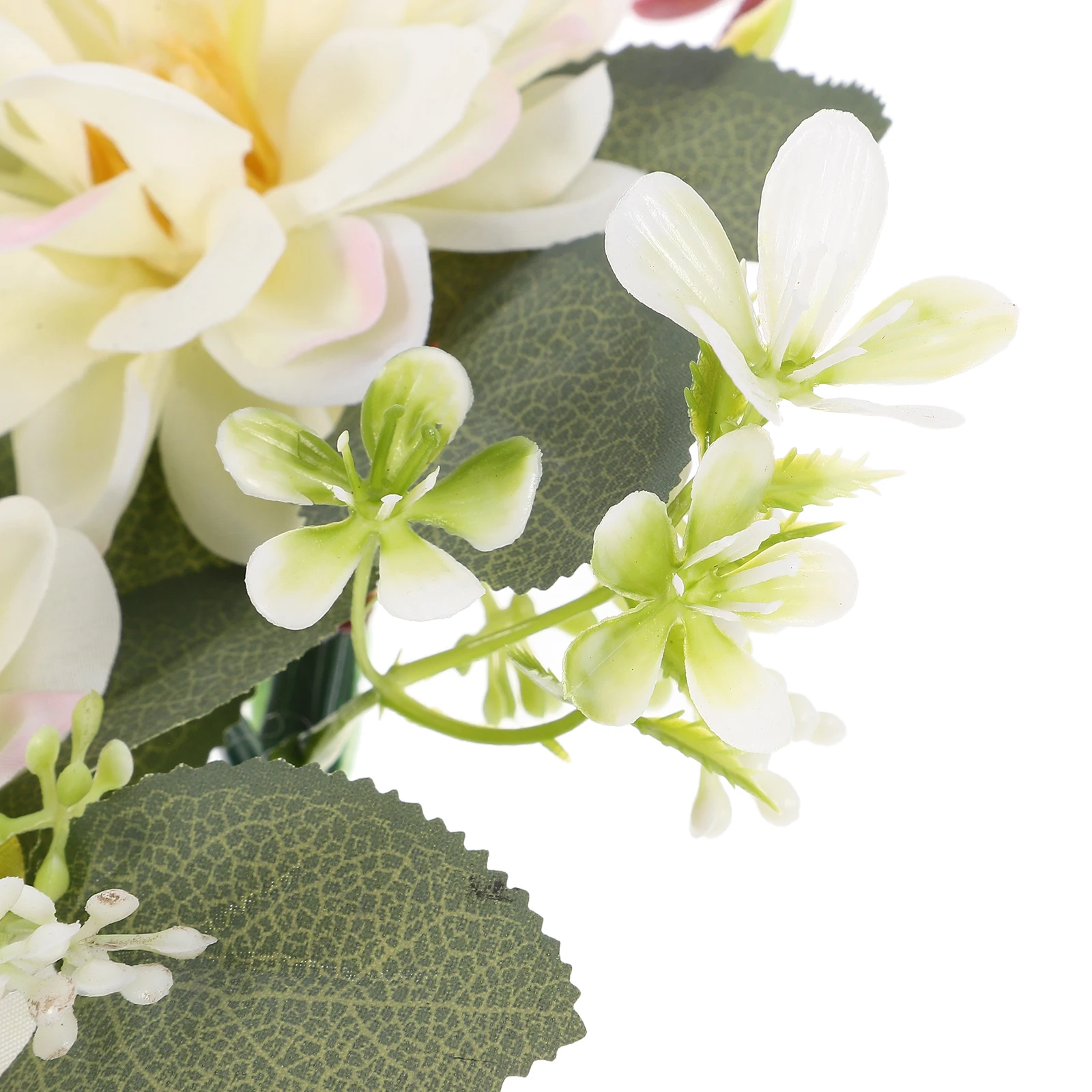 

Artificial C Rings Wreath for Wedding Supplies Decorations Bright Flowers Craftsmanship Easy Maintenance Longtime Beauty