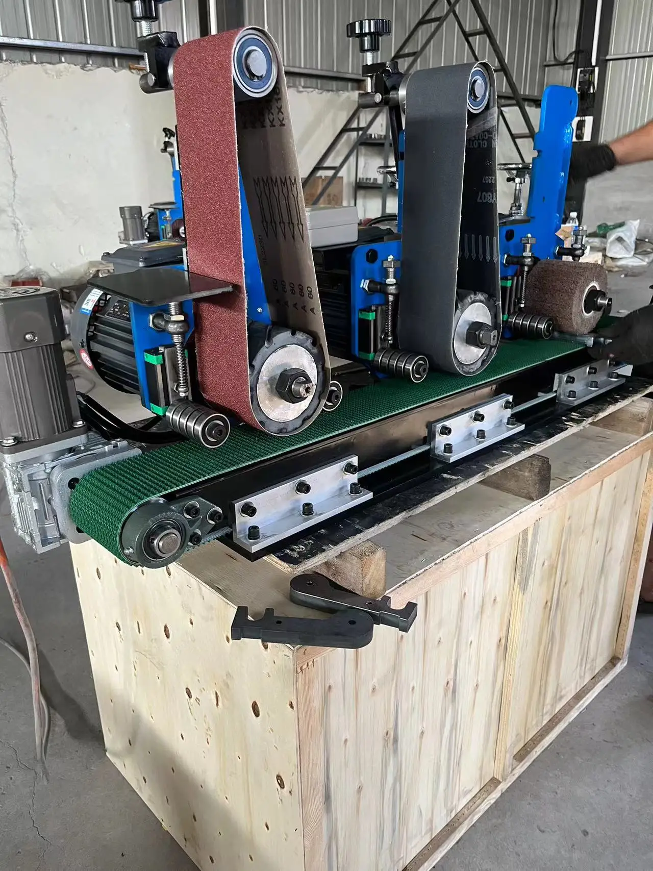 Desktop Multi-Functional Small Flat Polishing Machine Metal Plate Deburring Derusting Grinding Machine CE Certified