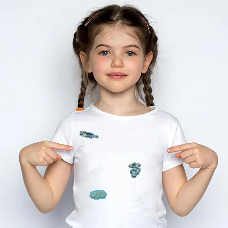 

Denim Pistol Embroidery Cloth Sticker Axe Patch Sticker Baseball Hat Computer Embroidery Label Bag Decoration Ironing embroidery