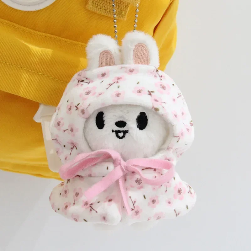 Neues Skzoo Niedliches Spielzeugset im Sakura-Thema mit Umhang, Schal, Verkleidungsfigur, Tasche, Schlüsselanhänger, Dekorativer Kawaii Plüschpuppen-Zubehör-Geschenk – Detail 27