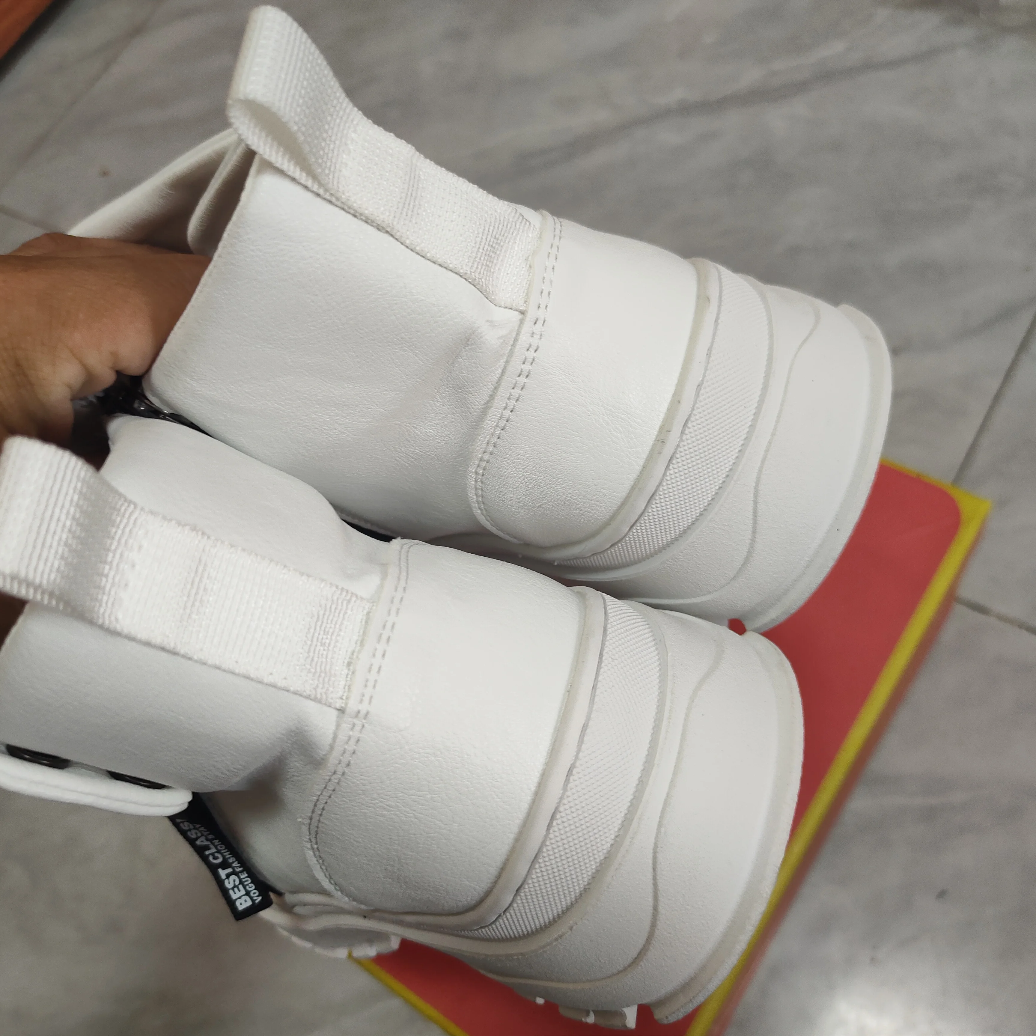New platform white Dress Shoes loafers high-end leather boots anti-wrinkle high-top boot party wedding punk comfort shoe b3