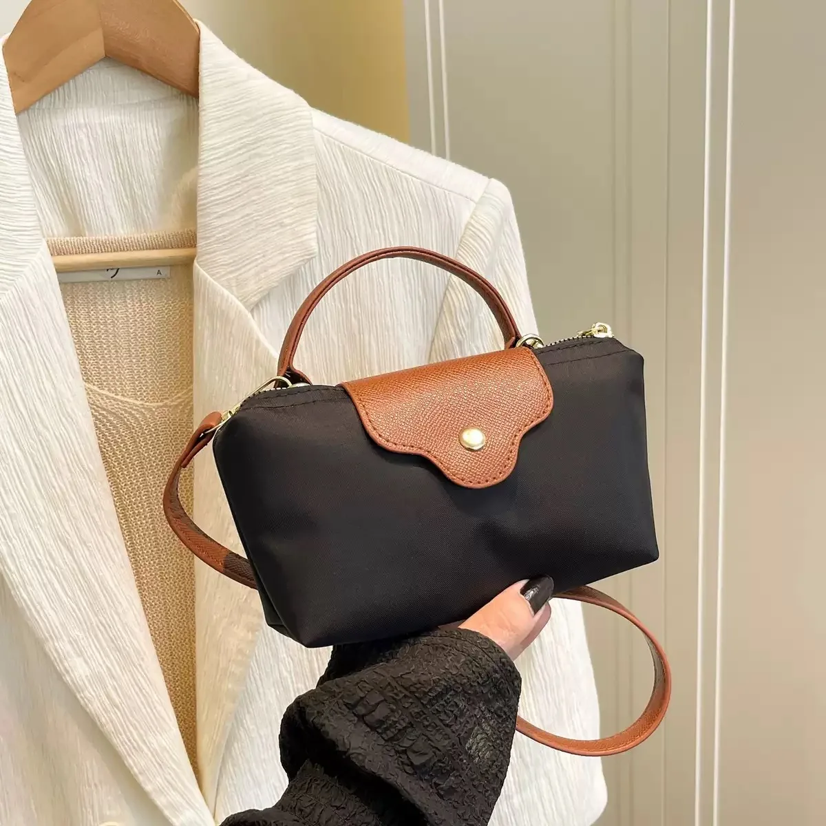 2026 New Luxury  Cross-Border Nylon Handbag Shoulder Bag Satchel Color Block Dumpling Bag Medium Square Shape Zippe