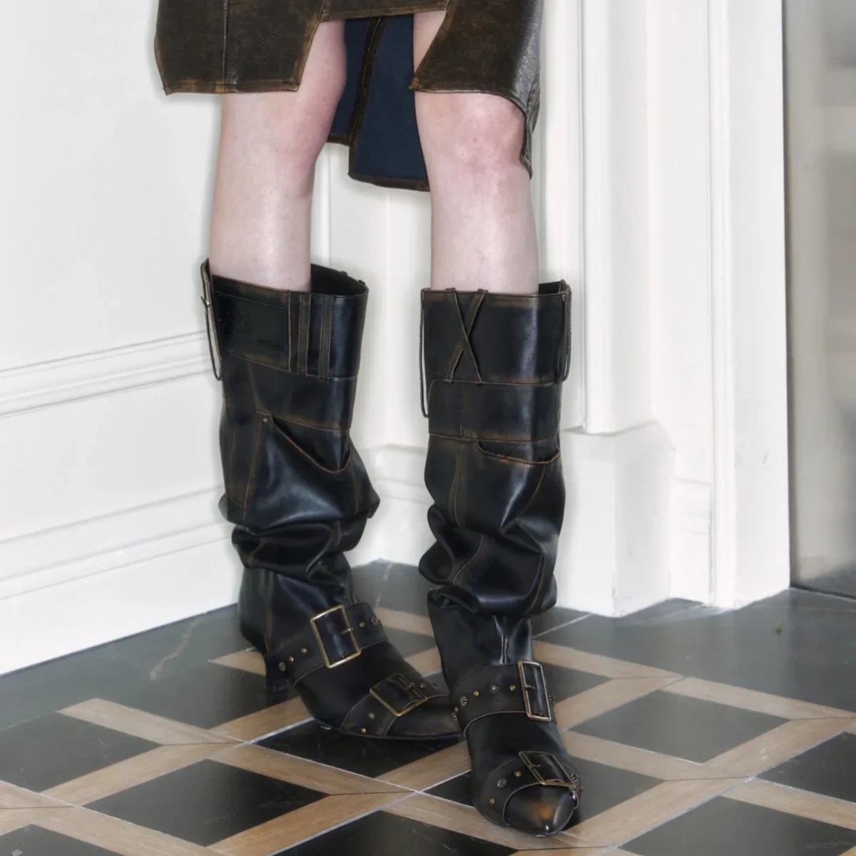 

Street Style Women's Knee-High Modern Boots Brown Vintage Leather Belt Buckle Retro Long Boots Winter Tall Knight Boots