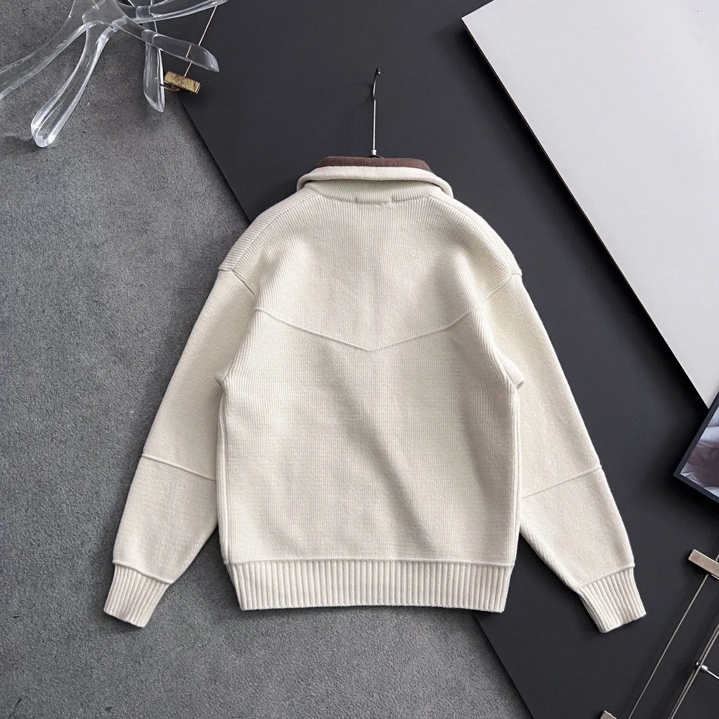 Italian LP Autumn Winter New Fashion Solid Color Casual Lapel Cardigan Knitted Cardigan Jacket
