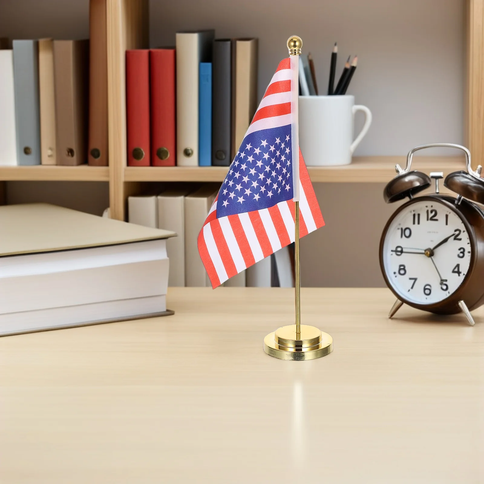 

Mini American Desk Flag with Iron Stand Patriotic Usa Table Flag Office Home Desktop Decoration Stable Base Table Flags Office
