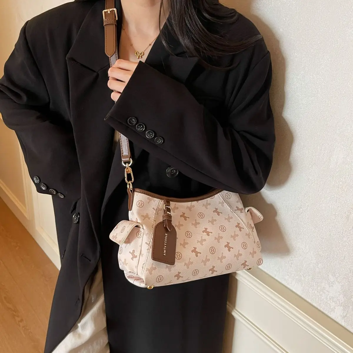 

JIAERDI большая вместительная сумка-тоут с ретро принтом, женская модная роскошная дизайнерская сумка через плечо, женская универсальная сумка на плечо для поездок на работу, 2025 г.