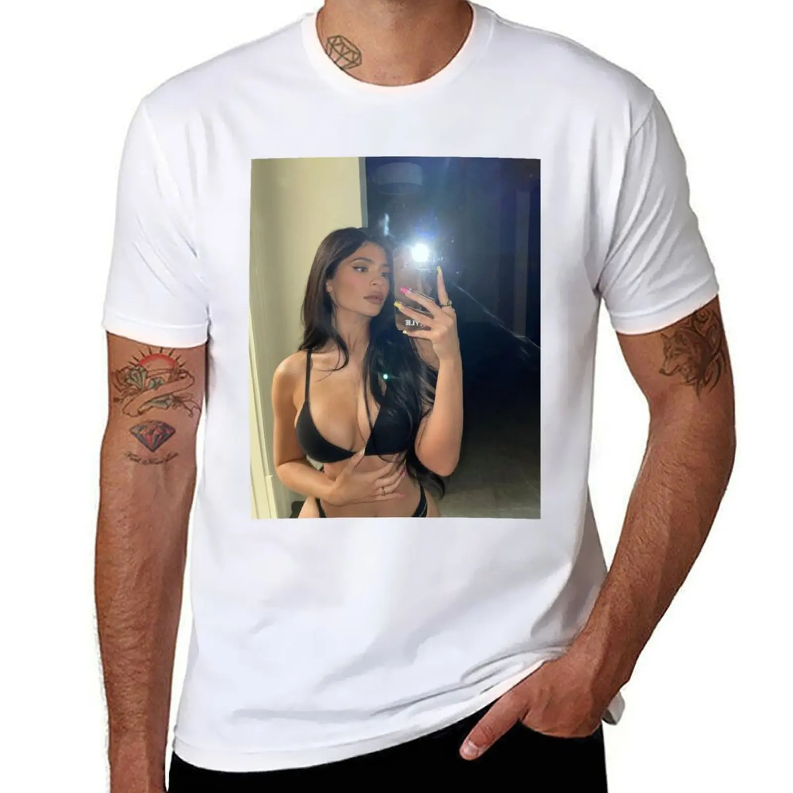 

kylie jenner T-Shirt essential t shirt man t shirt summer T-Shirt