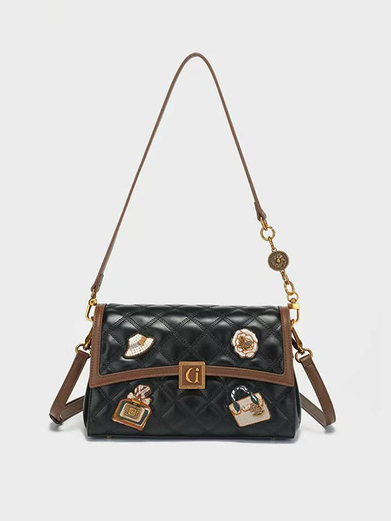 

2026 модная и модная женская сумка подмышки для тяжелой промышленности, легкая роскошная высококачественная сумка с ромбической вышивкой в западном стиле, плохая