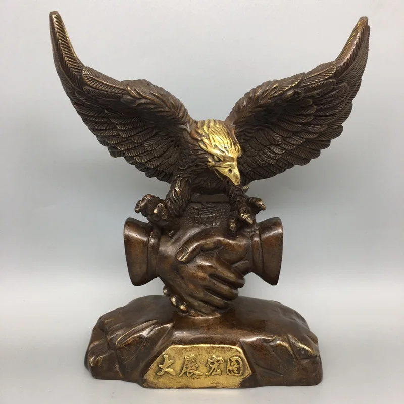 Copper symbolizing grand ambition, eagle ornament craft, office desk , home entrance decoration