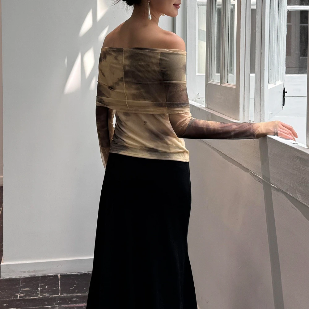 Twotwinstyle hit cor emendado dobras t camisa feminina slash neck manga longa emagrecimento férias design camisetas femininas moda nova