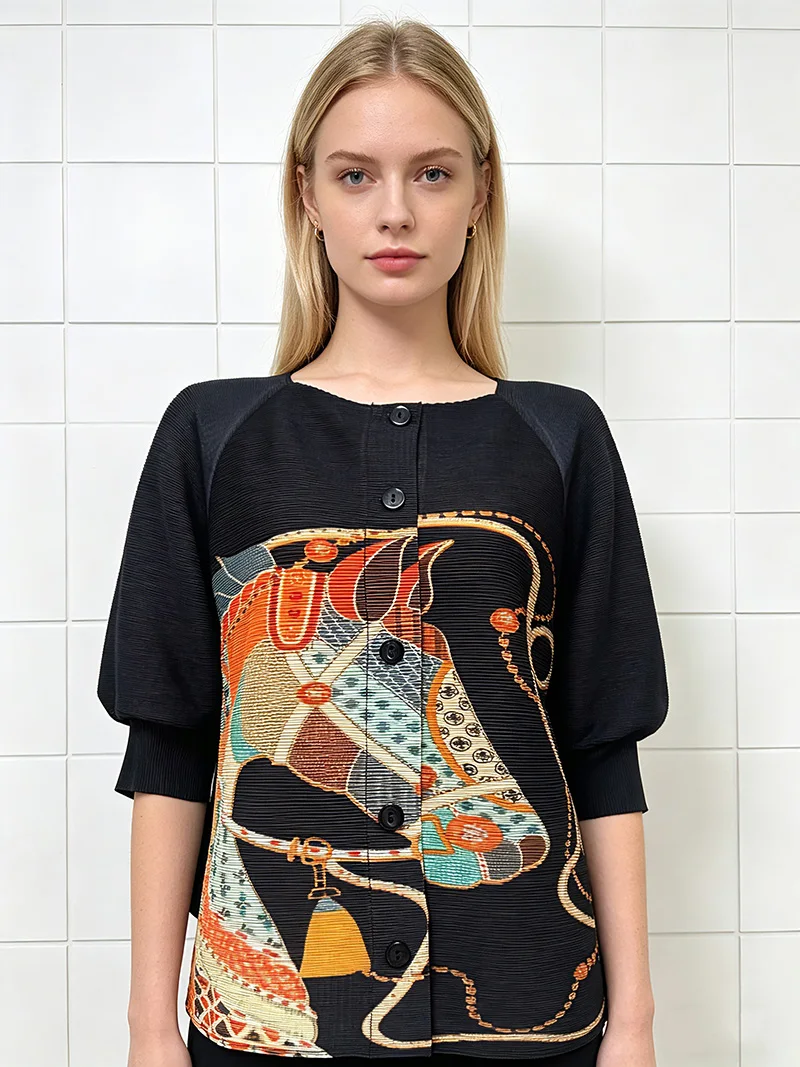 

Miyake Pleated Women Shirt Tops High Fashion Designer New Cardigan Clothing Comfortable Causal Bat Sleeve O-Neck T-shirt