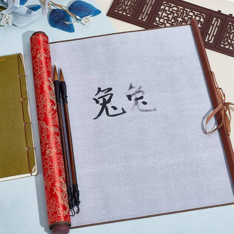 4Pcs No Ink Chinese Calligraphy Practice Set Reusable Water Writing Magic Cloth Scrolls Calligraphy Writing Brushes image 5