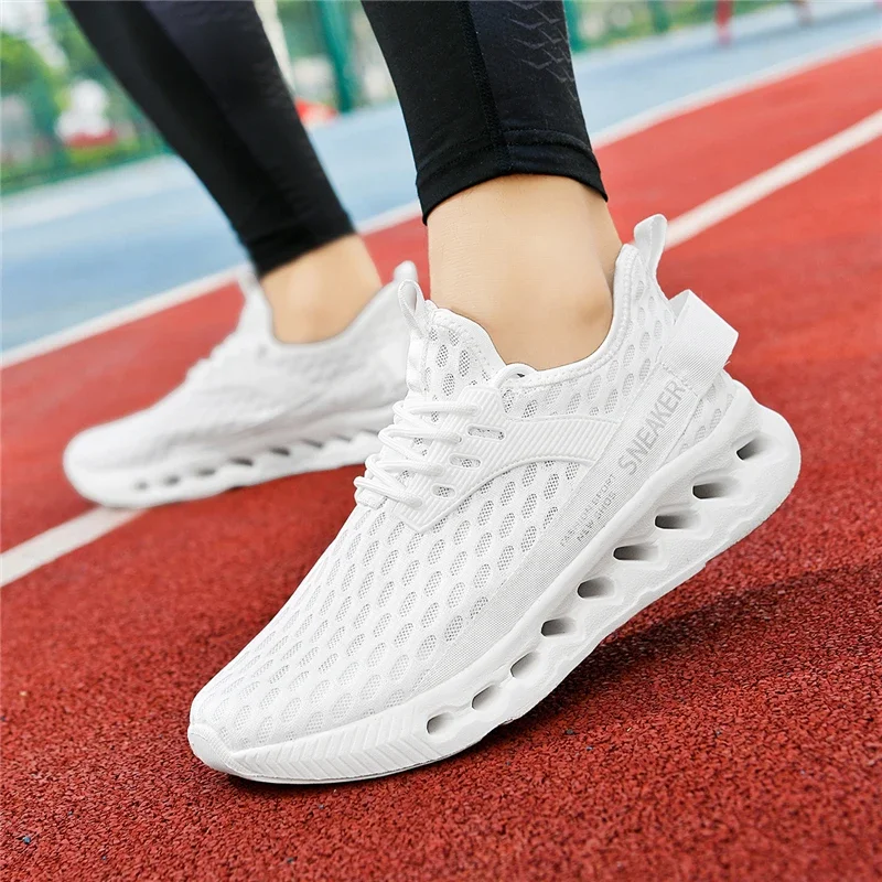 

Новые мужские повседневные кроссовки для отдыха, уличные дышащие кроссовки для бега, модные удобные лоферы для ходьбы, брендовые кроссовки на шнуровке