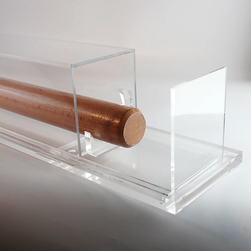 custom.Tinya Customized Cricket Bats Showcase Acrylic Display Rack Made in China Baseball Bat Display