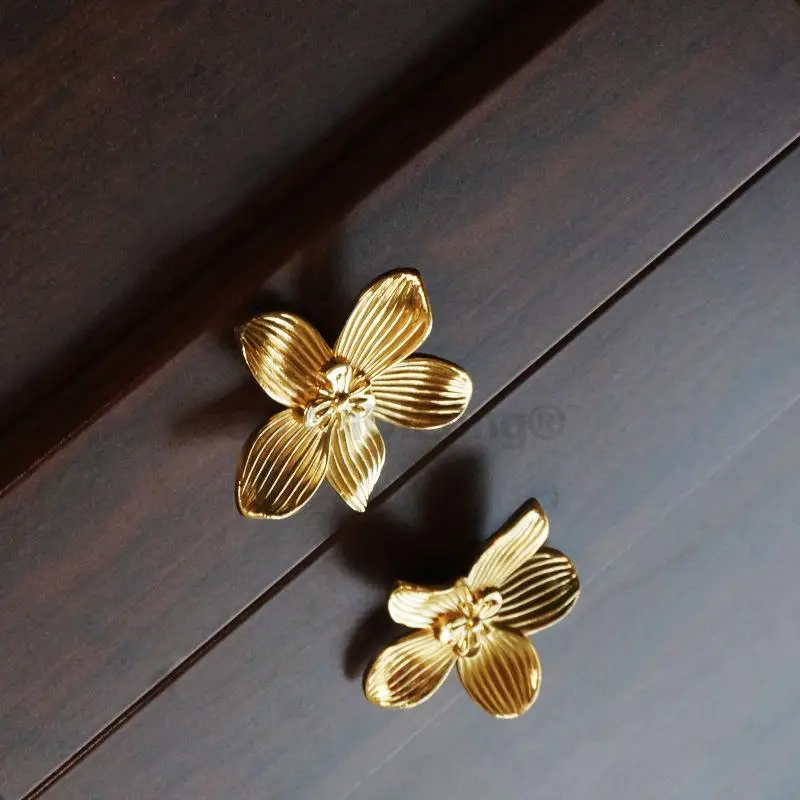 4PCS Brass Floating/Leaf Shape Furniture Handle Wardrobe Gold Cabinet Door Knobs Dresser Drawer Pulls Furniture Hardware ZO15