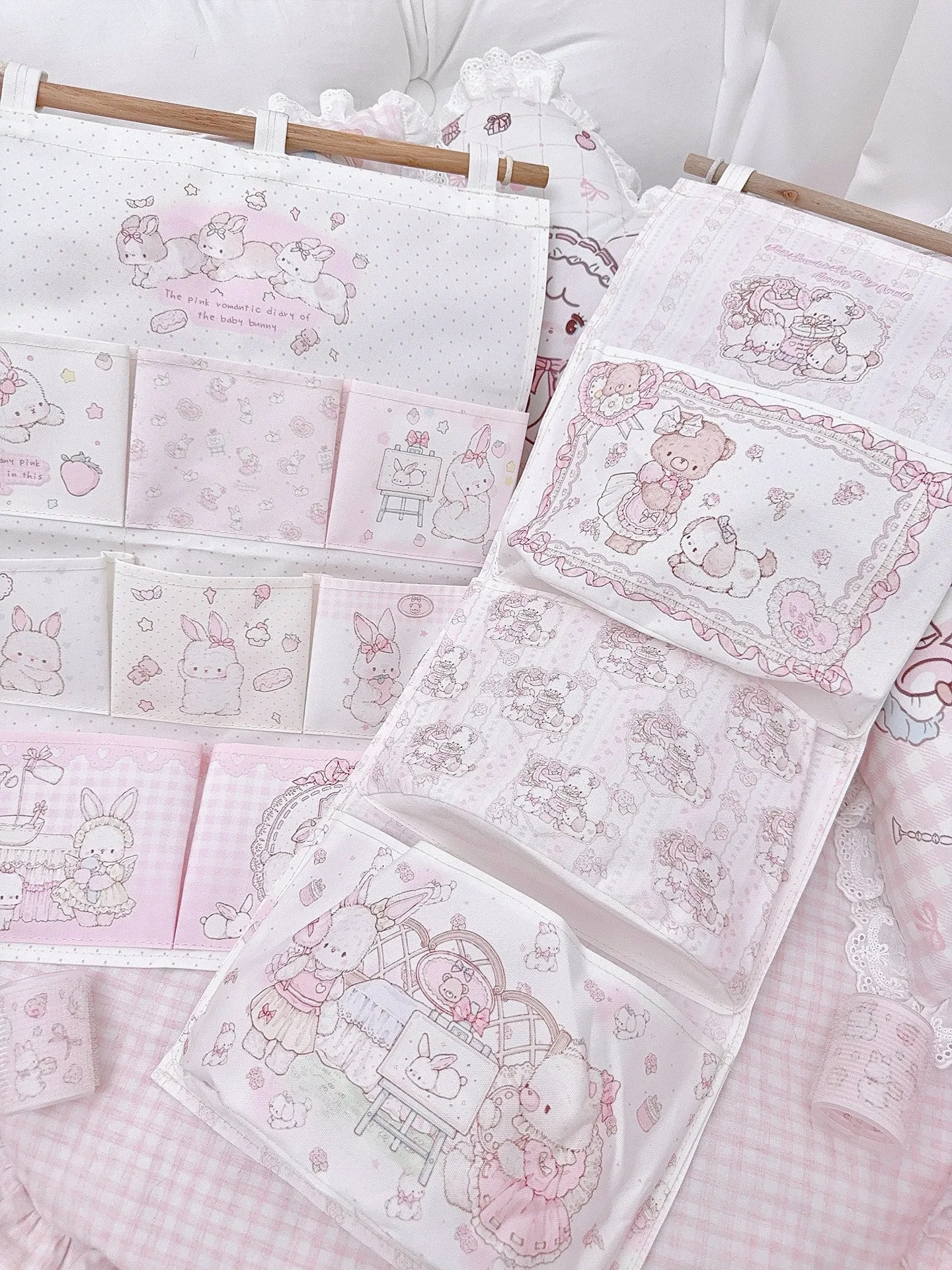 Cute Bunny Bear Wall Hanging Organizer Fabric Storage Pockets for Bedroom Sweet Girls Room Decor