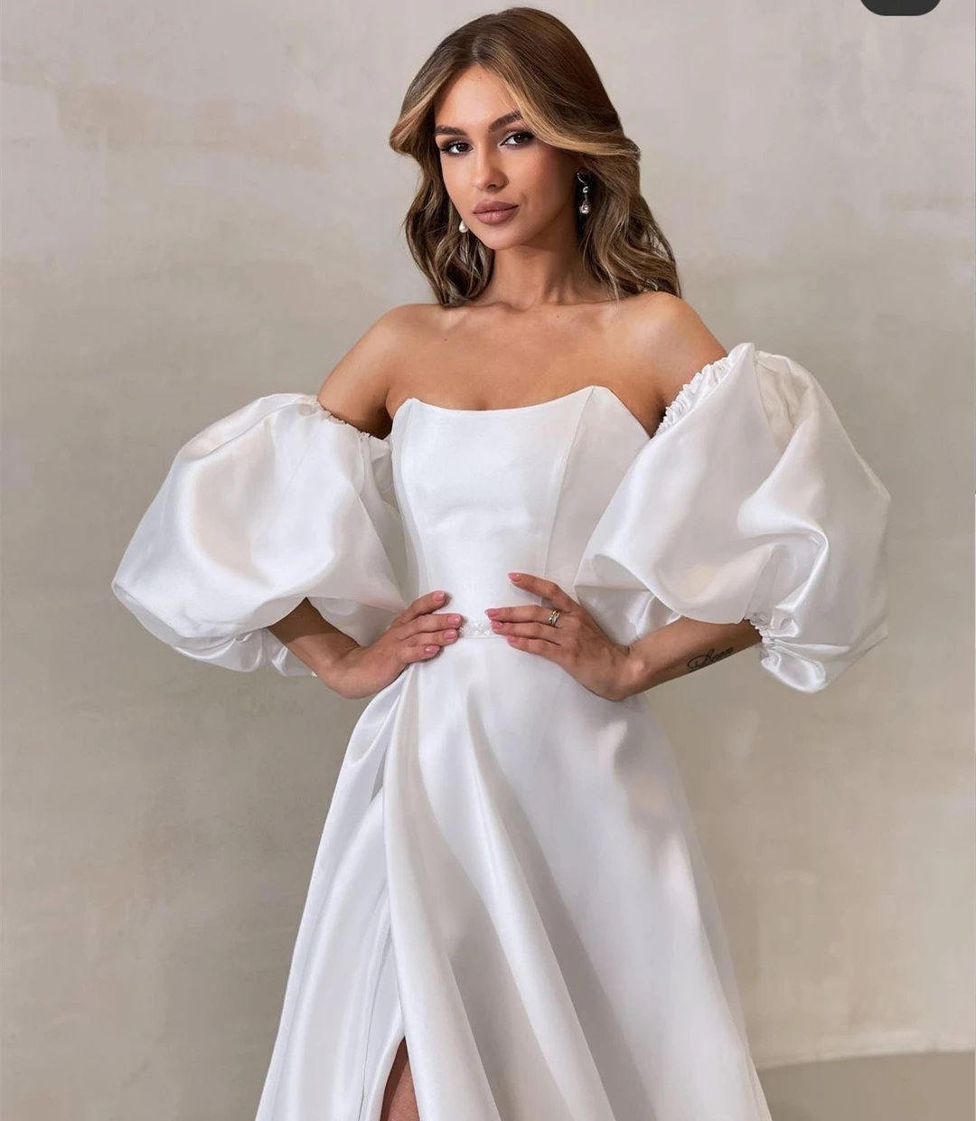 Vestido De novia elegante blanco con cremallera y manga abombada, A y abertura lateral con corte en traje De novia, vestido De novia De Mariee hecho a medida