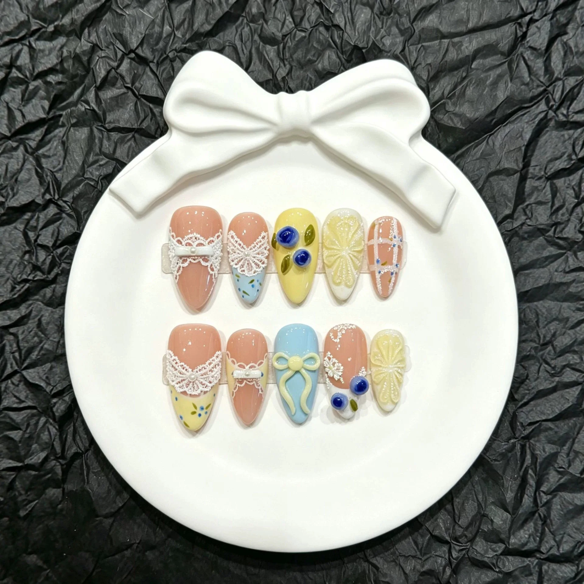 

10pcs Cute Ins Fruit Handmade False Nails 3D Lemon Blueberry Lace Designs Press On Nails Sping Summer French Almond Fake Nails